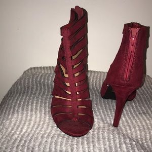 Woman’s high heel shoe